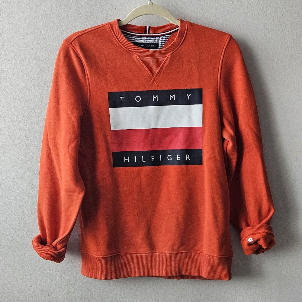 Tommy Hilfiger Men's XS Flag Logo Crewneck Sweatshirt Orange Pullover Knit
